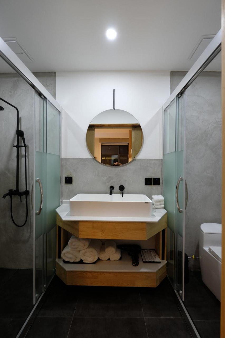 Dali Loft Travelling With Hostel Exterior foto